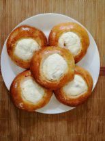 Ватрушки(-с творогом и изюмом)