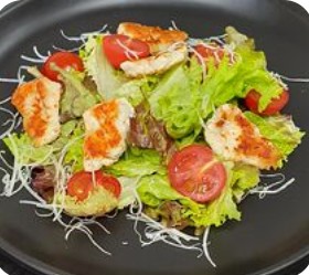 Салат Цезарь с курицей