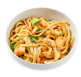 Жареная лапша с морепродуктами