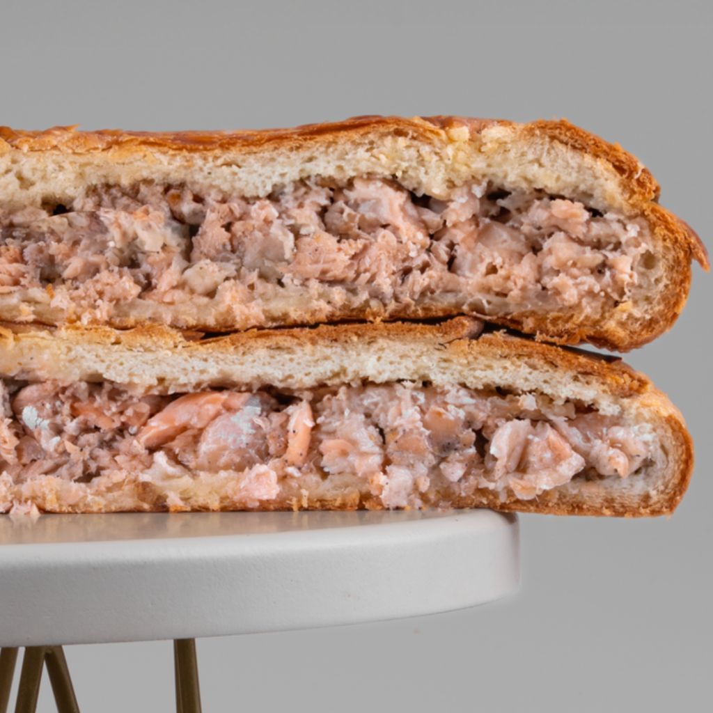 Пирог Рыбный с сёмгой 1.1кг на заказ