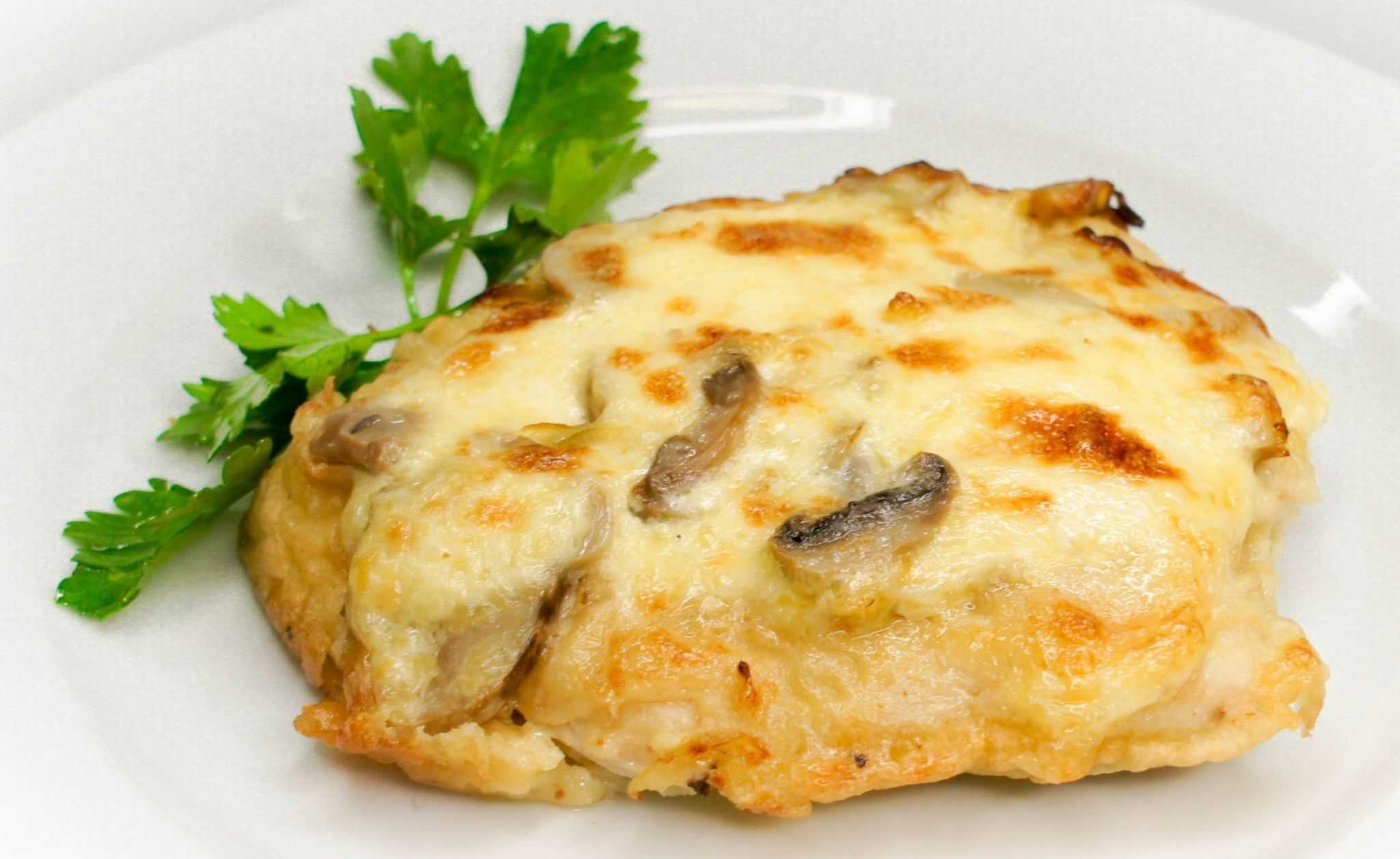 Свинина с опятами запеч.100гр