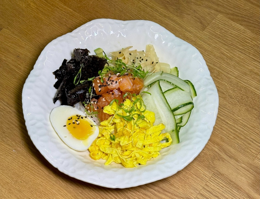 Поке с лососем