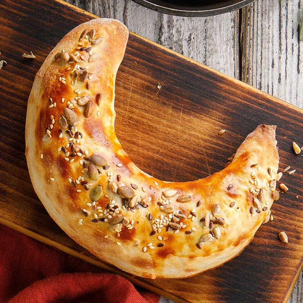Хачапури с томлёной свининой