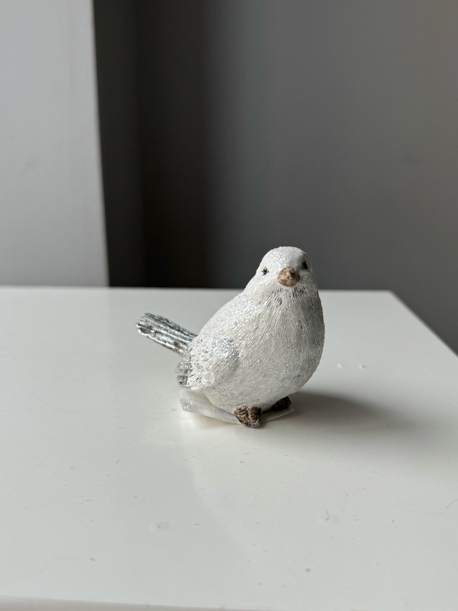 Сувенир Птичка полирезин 9см белый
