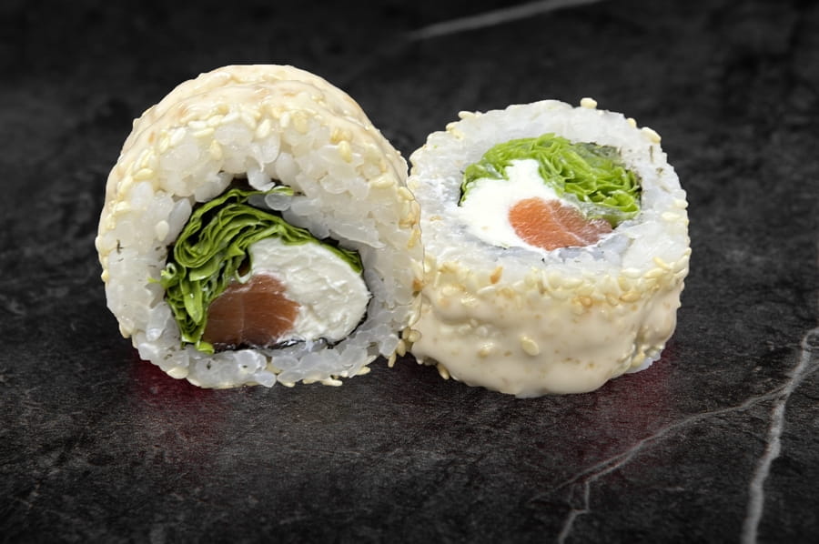Фреш-ролл с лососем