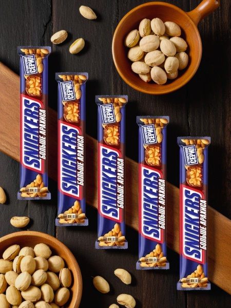 Батончик SNICKERS Больше арахиса 82г