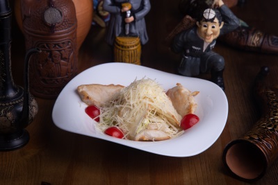 Цезарь с куриным филе
