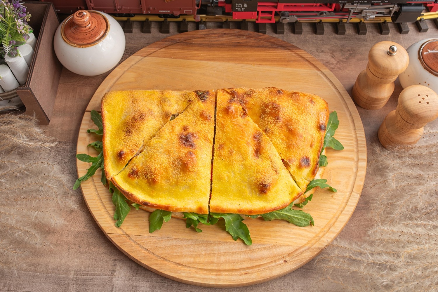 Пицца сэндвич с томленой говяжьей вырезкой 35см