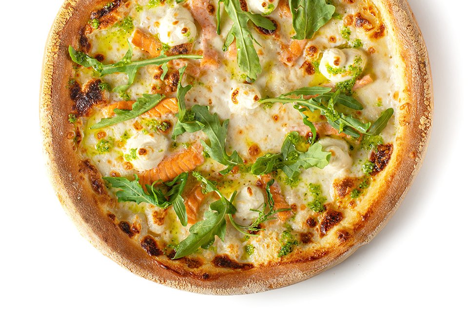 Пицца с лососем