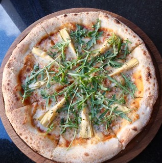 Пицца с артишоками