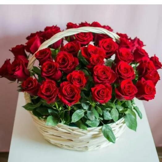 Корзина с розами 51 шт