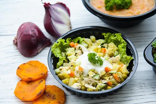 Оливье с йогуртово-горчичной (200гр)