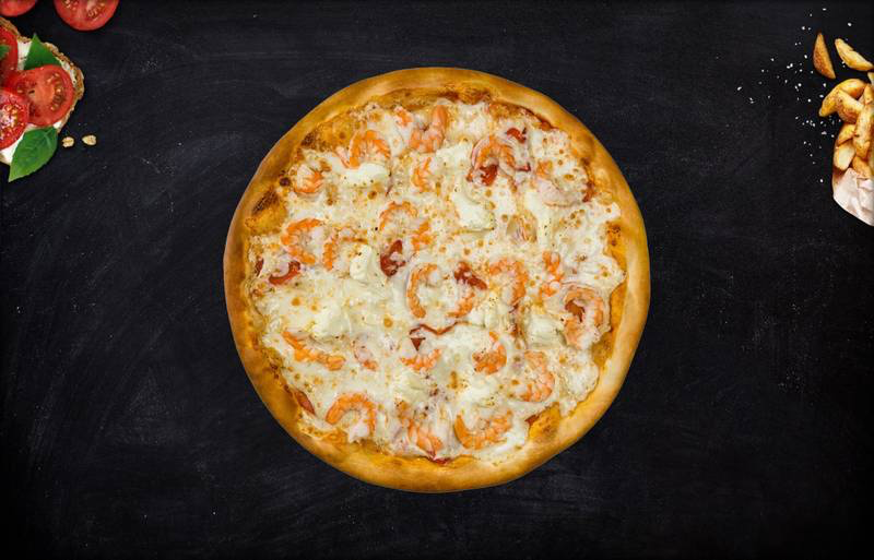 Пицца с лососем и креветкой