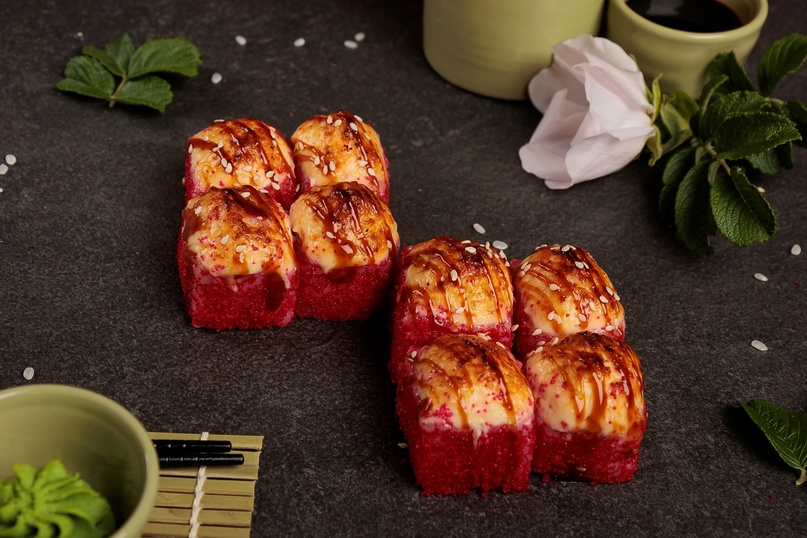 Запечённая Калифорния с унаги соусом