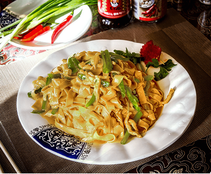 53 Листовой тофу с мясом и свежим перцем