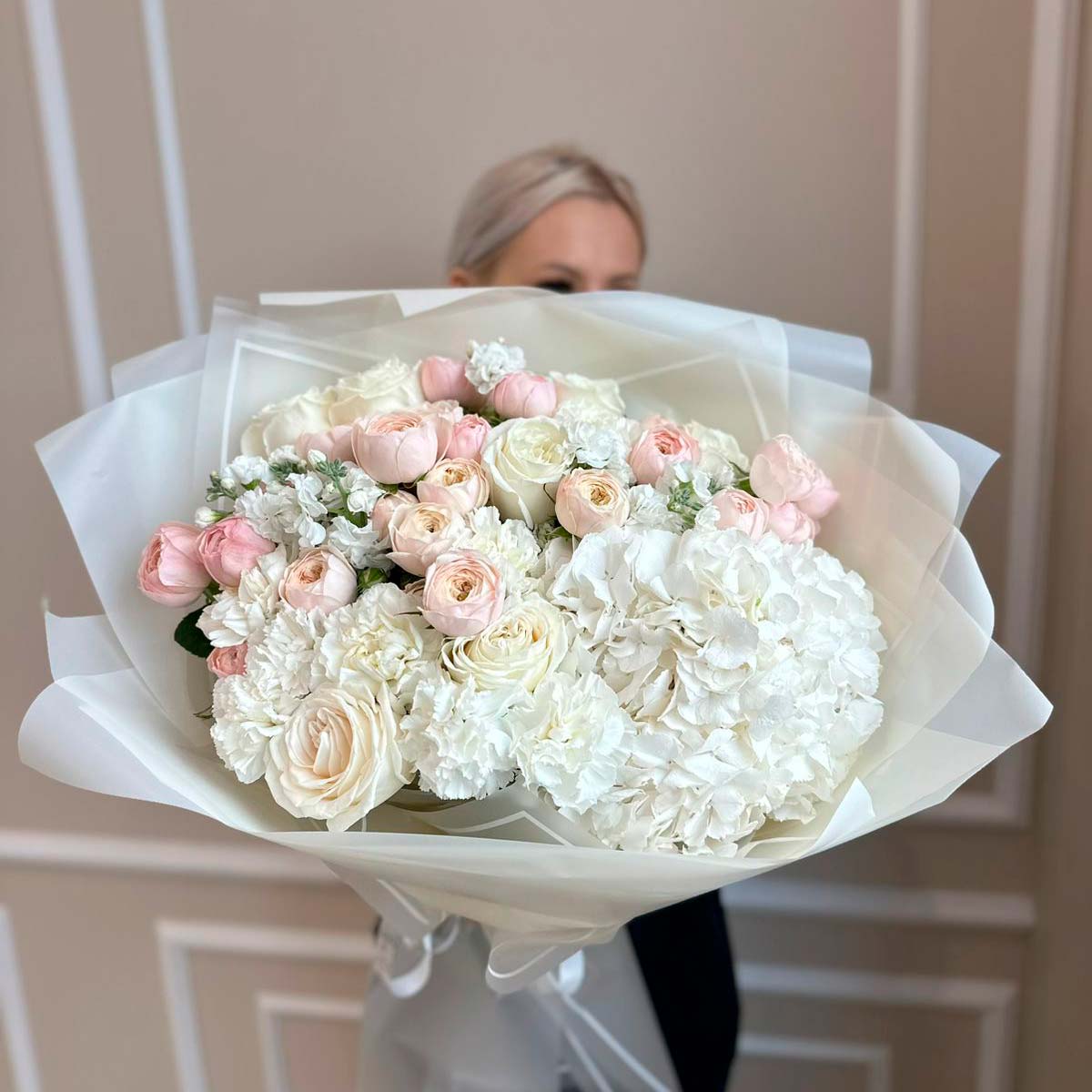 Авторский букет (предзаказ) 716