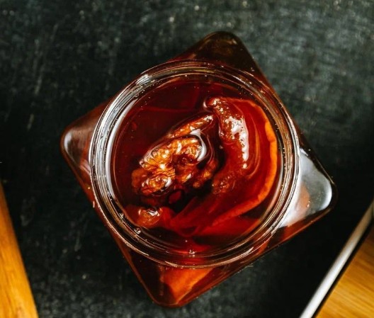 Варенье с грушей и грецким орехом