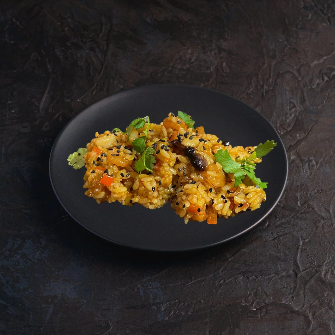 Рис с морепродуктами и ананасом