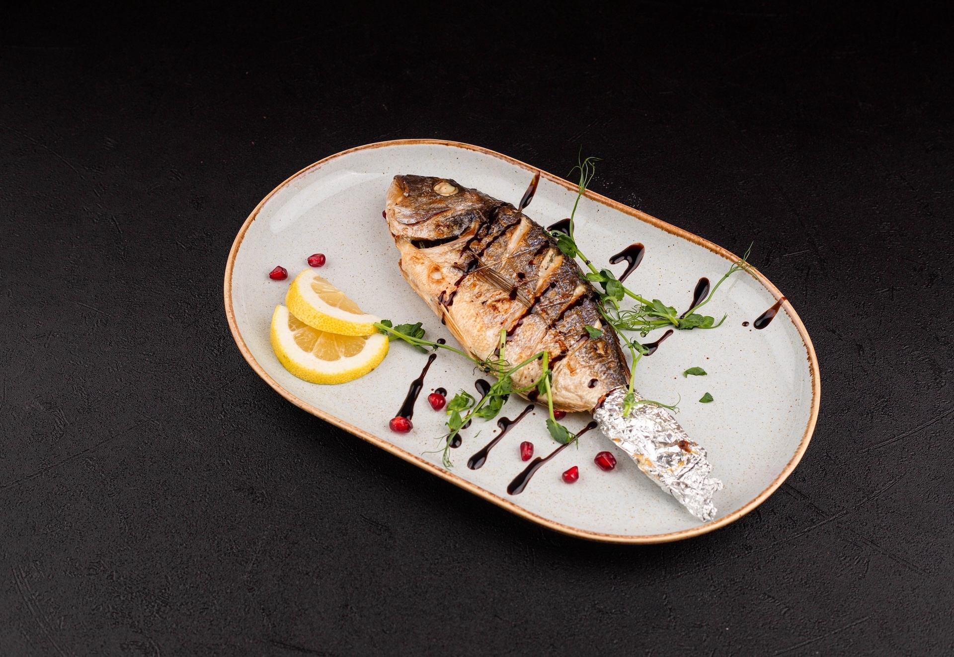 Дорадо на мангале