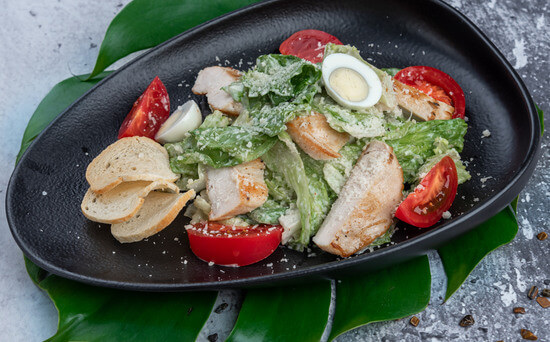 Салат Цезарь с Курицей