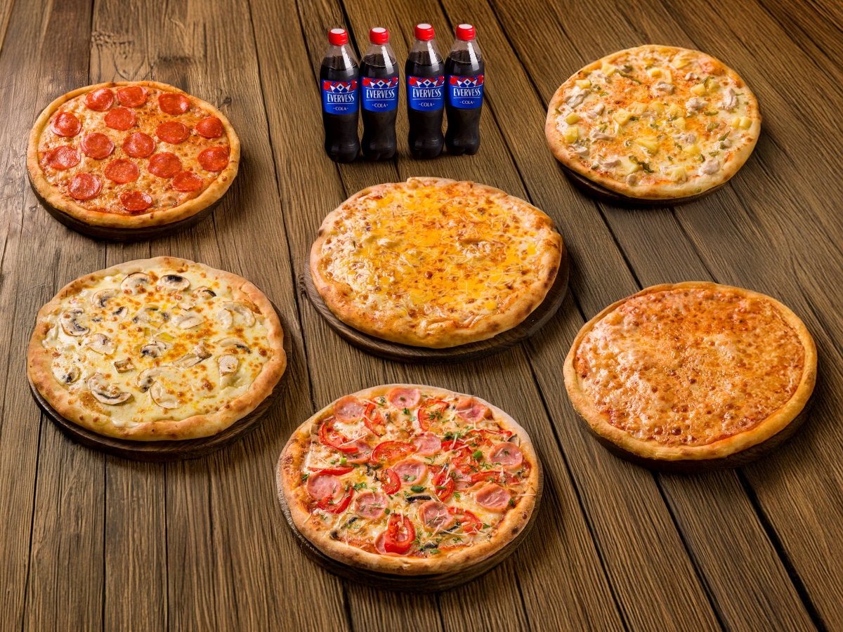 Сет в офис: 6 пицц и Evervess Cola 4 бут