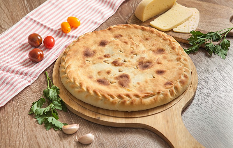 Пирог с курицей и сыром 600 г