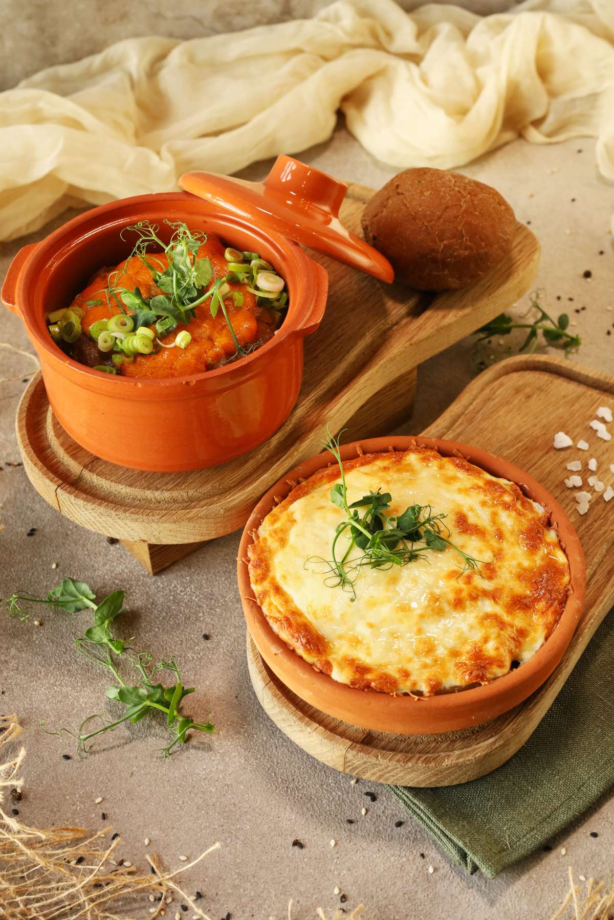 Телятина по-Петровски с белыми грибами