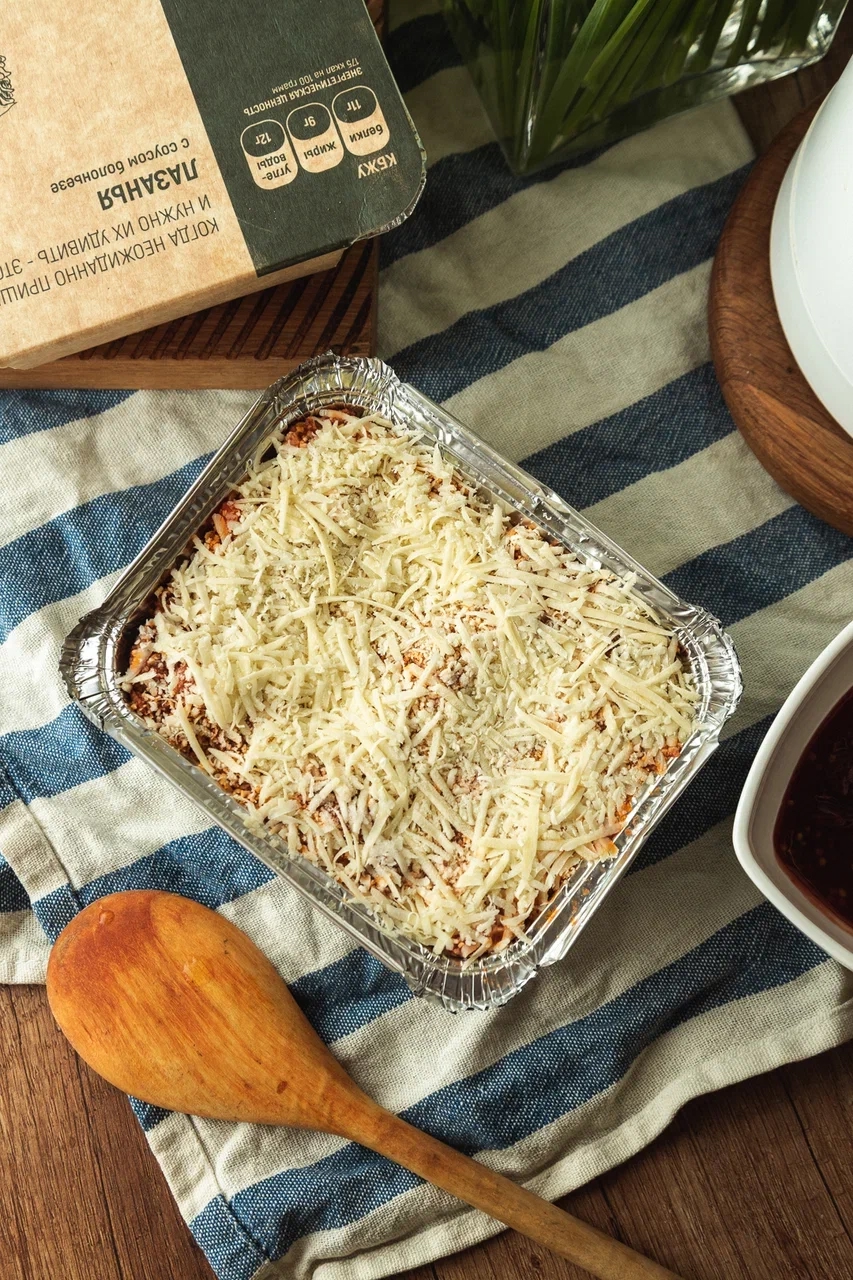 Лазанья с соусом болоньезе