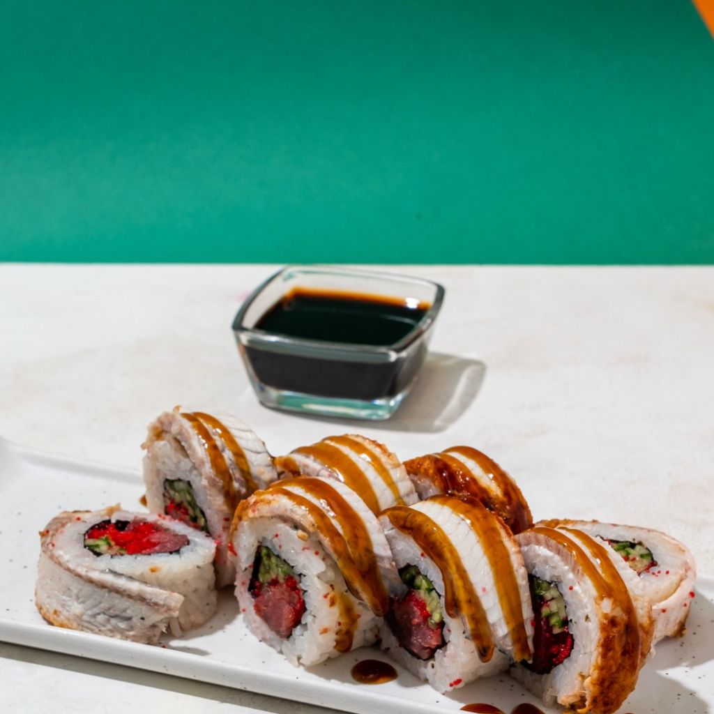 Едоки угорь-тунец