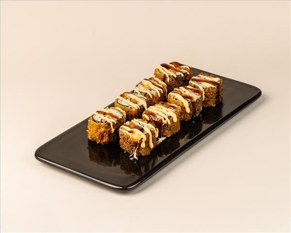 Теплый ролл с лососем