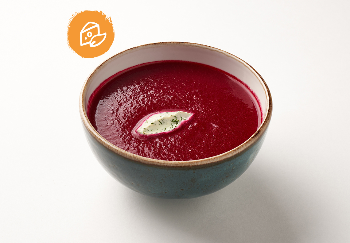 Свекольный крем-суп с творожным сыром