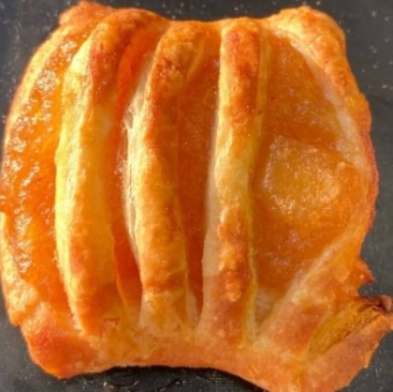 Мини-корзиночка с яблоком