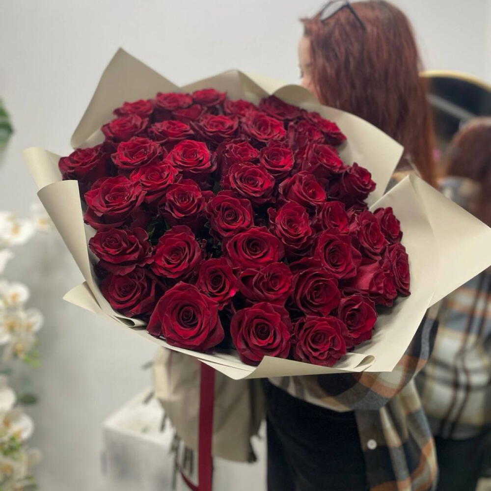 Моно из 45 красных роз