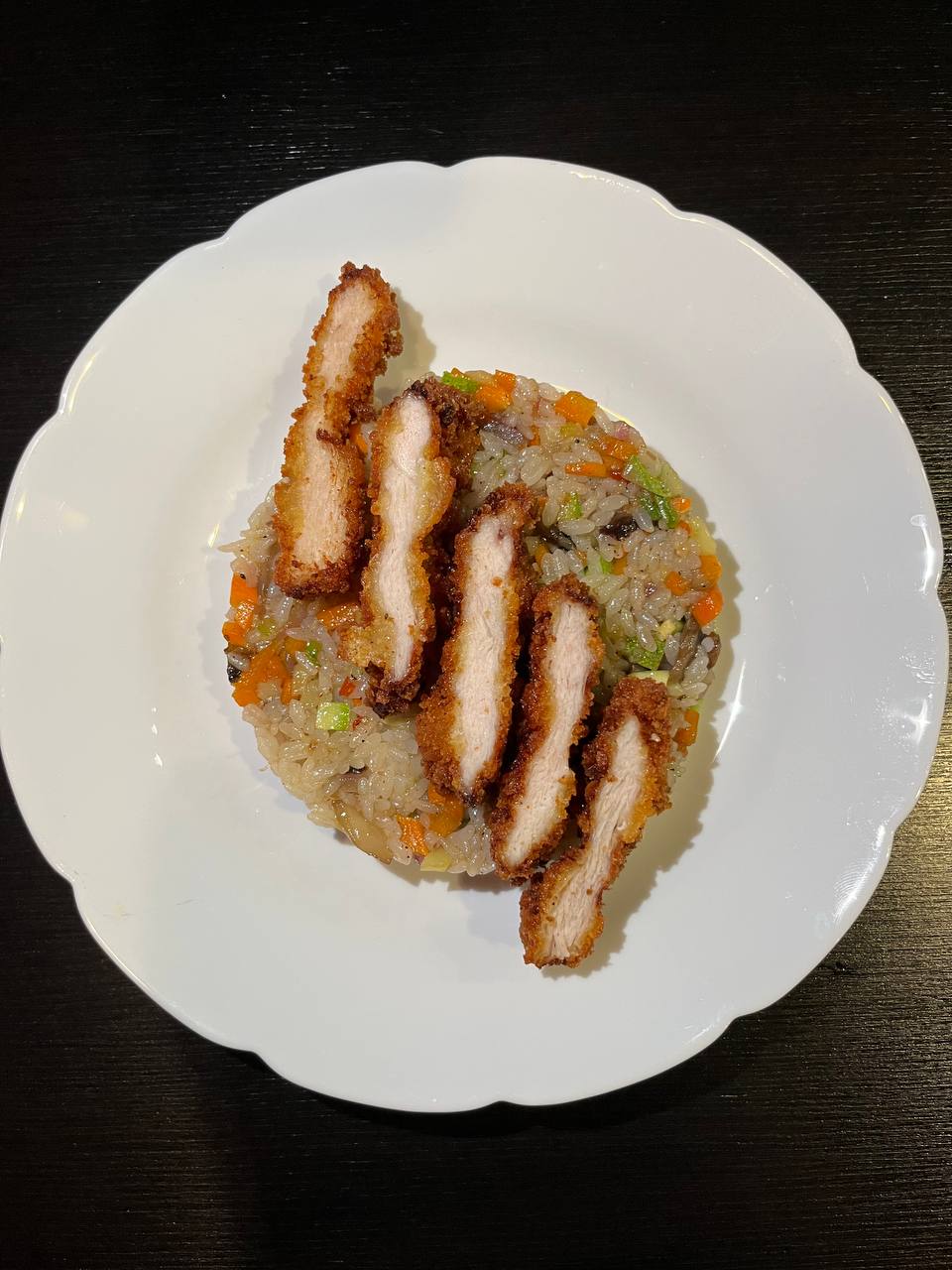 Шницель с рисом и овощами 