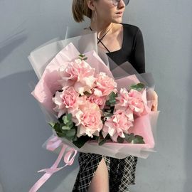 Пинк Мондиал с эвкалиптом