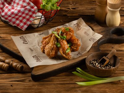 Крылья Кентуки в соусе сладкий чили