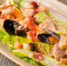 Салат с морепродуктами