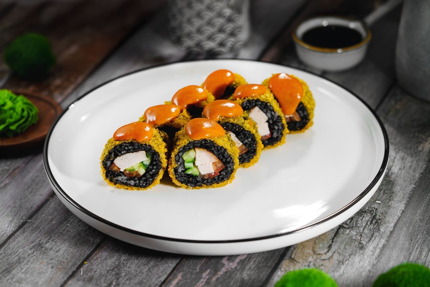 Горячий ролл Том Ям (черн).