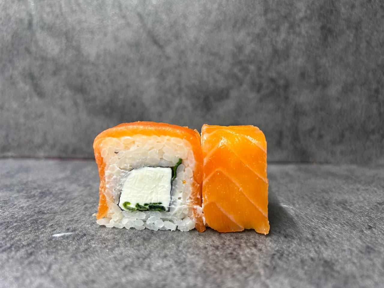 Фила маки с луком (8 шт)