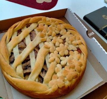 Банановый пирог с курагой (1100гр.)
