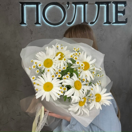 Букет с ромашками