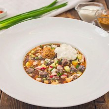 Окрошка на квасе с говядиной