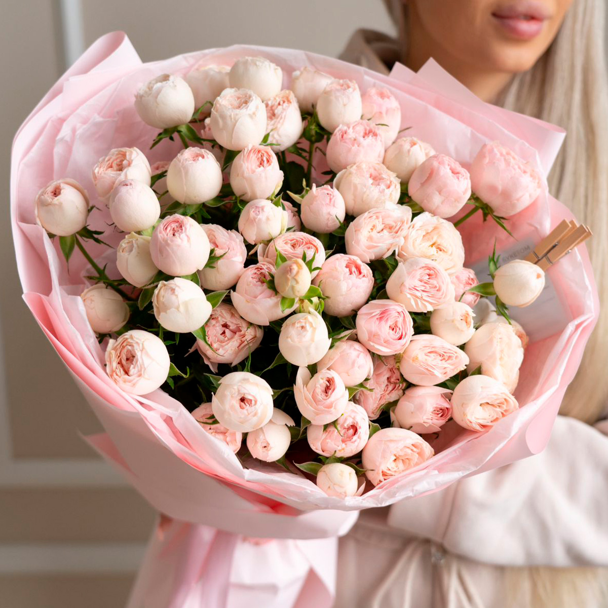 Букет из пионовидных роз (предзаказ)