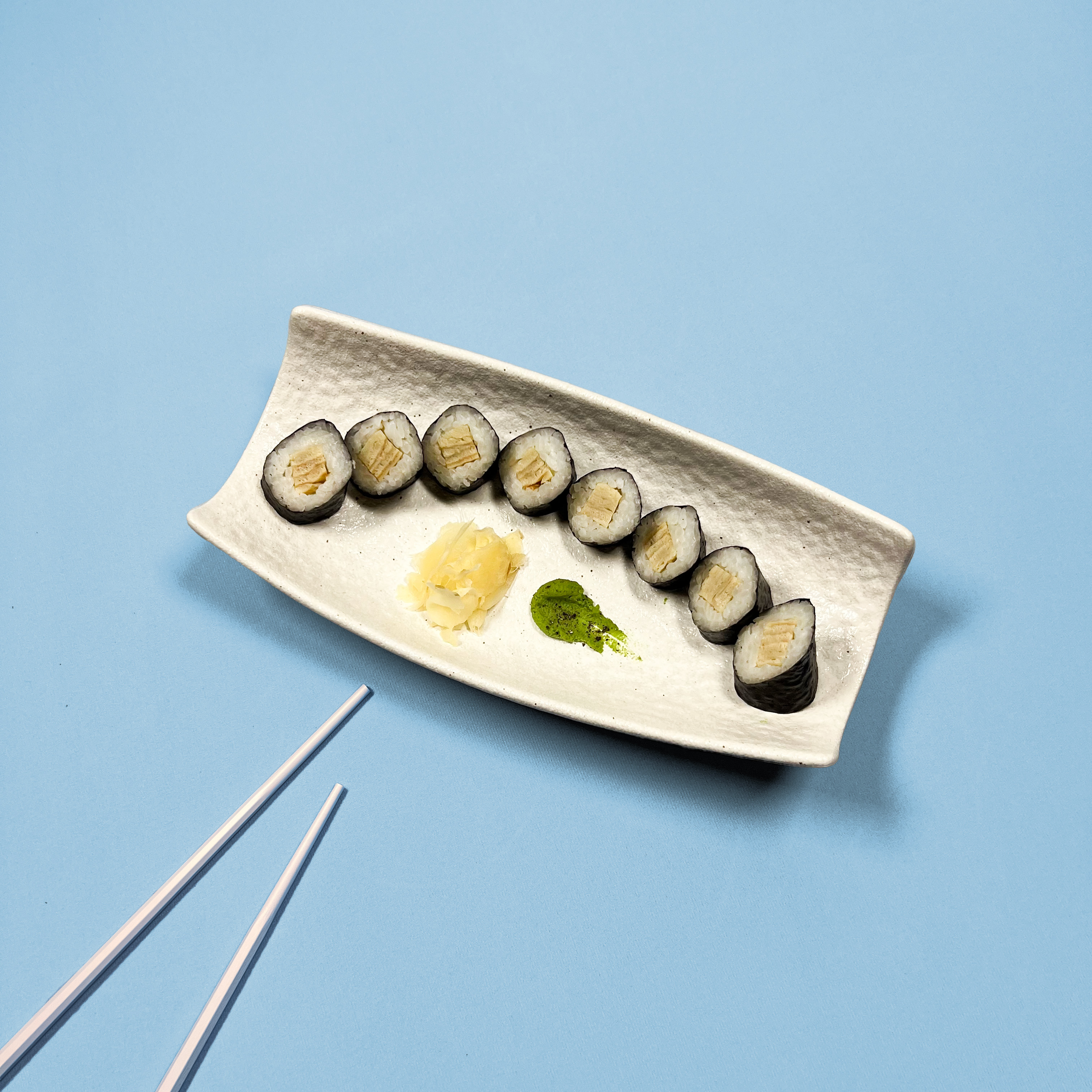 Маки с омлетом