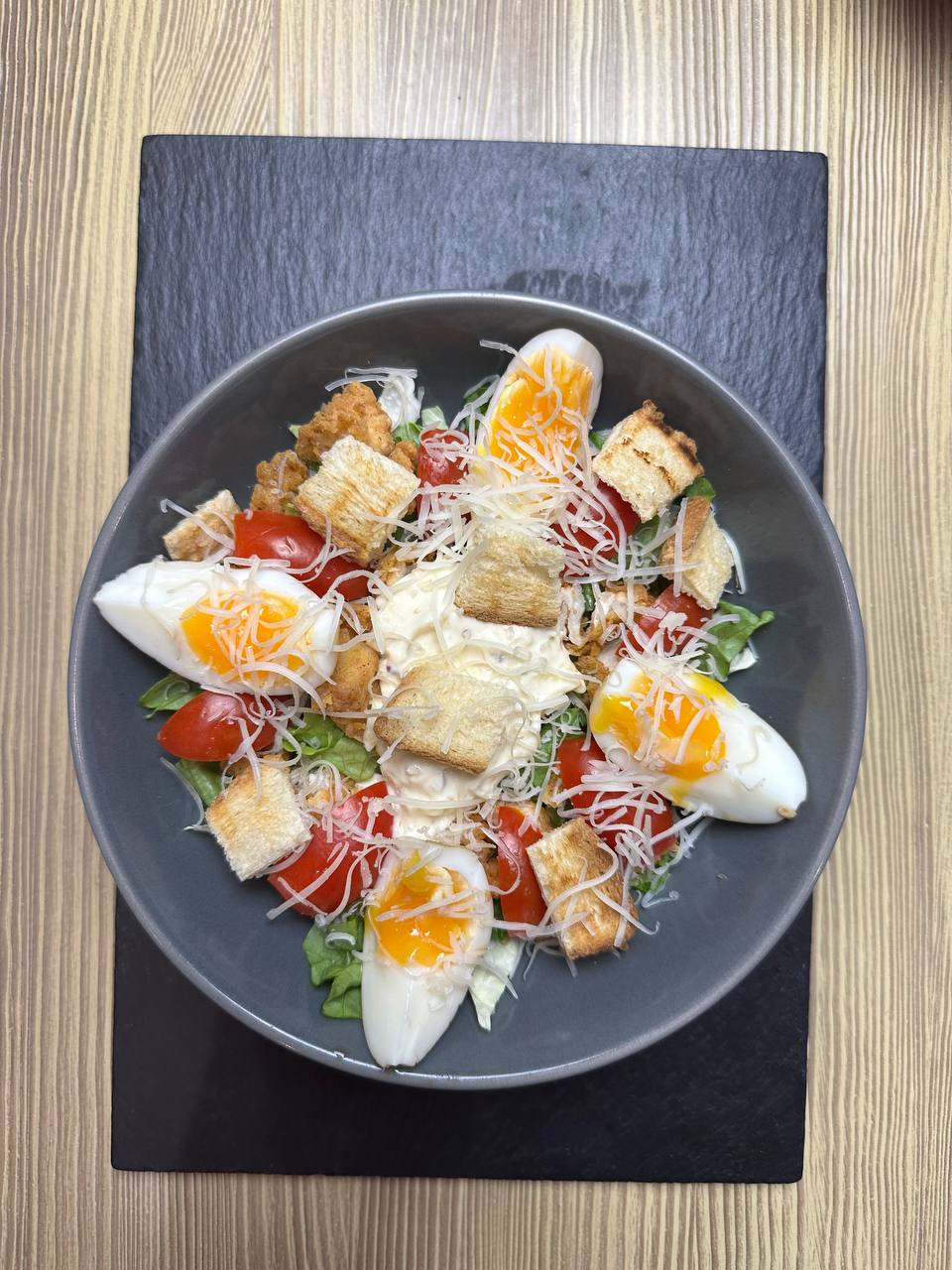 Цезарь по-корейски с курицей