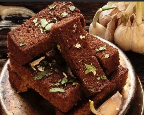 Гренки жаренные с чесноком