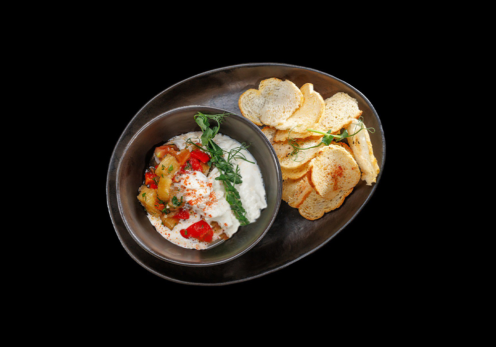 Закуска из печеных овощей со страчателлой