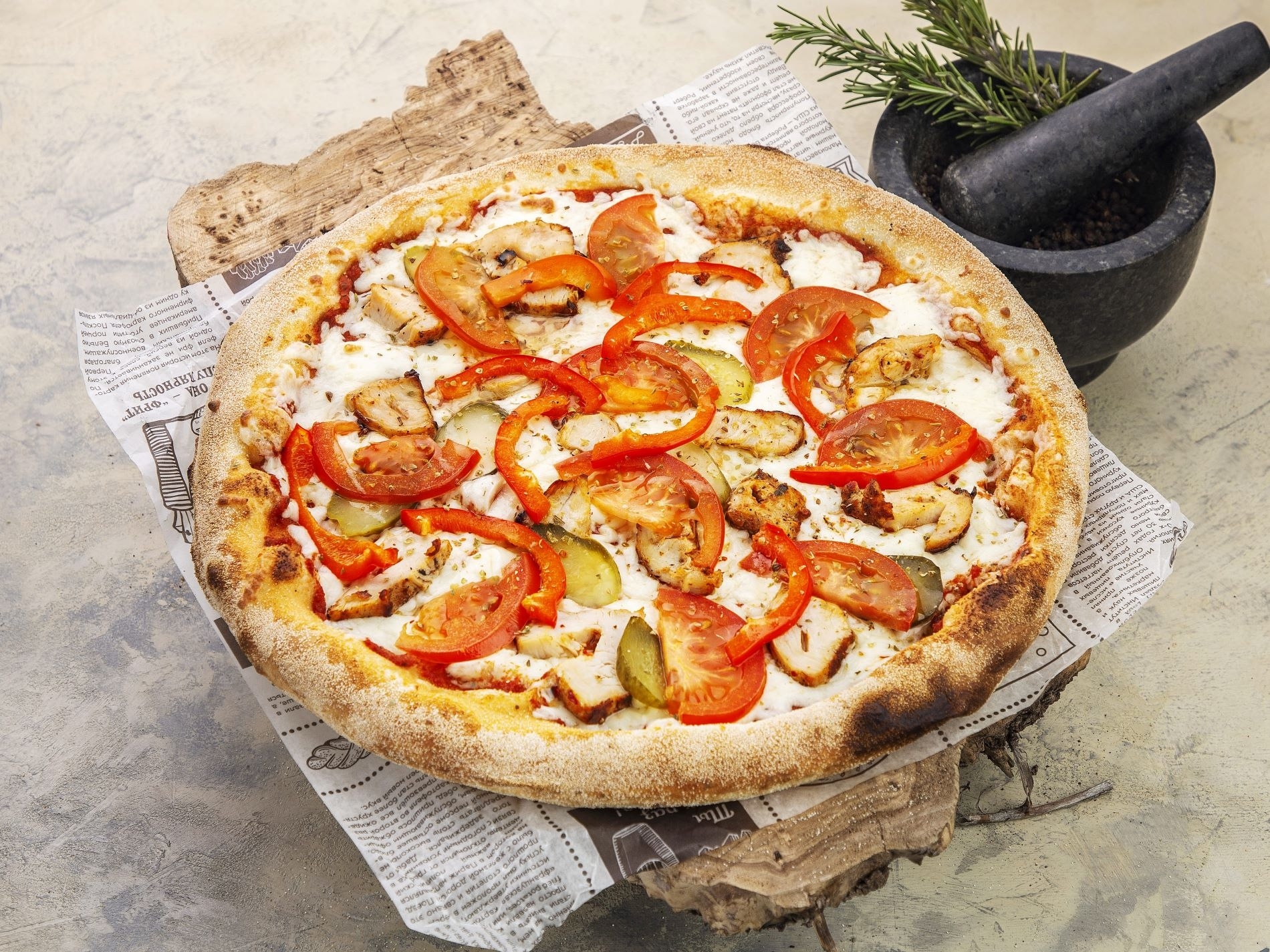 Пицца а-ля шаурма с курицей 30 см