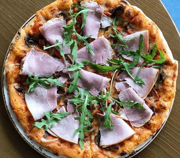 Пицца с Тамбовским окороком