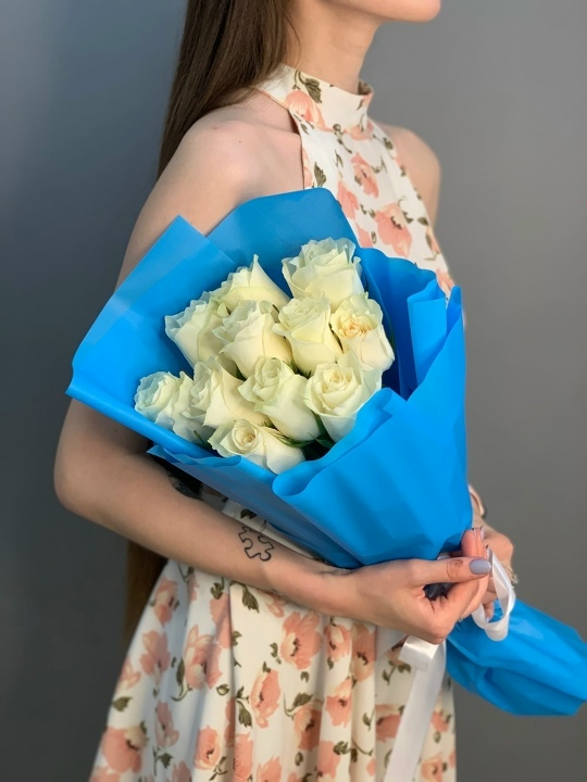 11 белых роз Кения